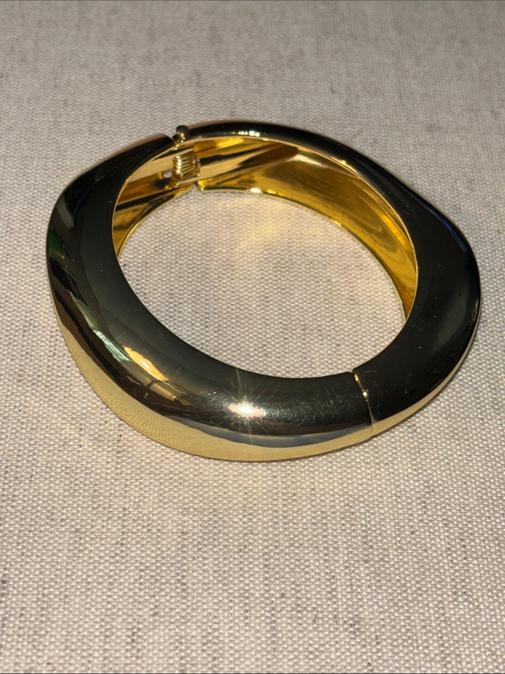 Chunky bangle bracelet